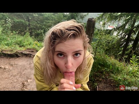 ❤️ Une fille avale du sperme après une fellation publique - Eva Elfi ❤❌ Vidéo de sexe at us