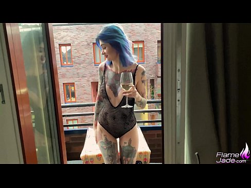 ❤️ Fille énorme suçant à pleine bouche et baisant passionnément sous le ciel ouvert ❤❌ Vidéo de sexe at us